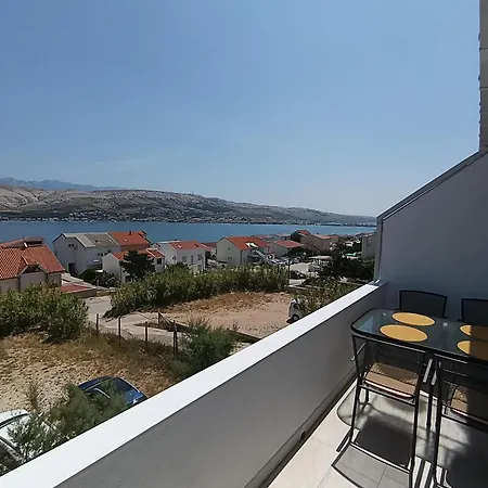Visnja * Pag Town