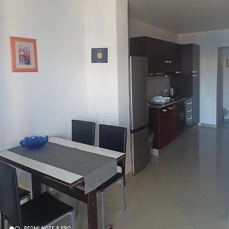 Apartment Visnja *