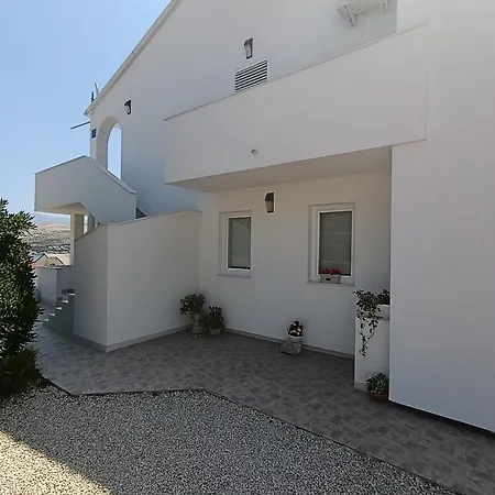 Visnja Apartman