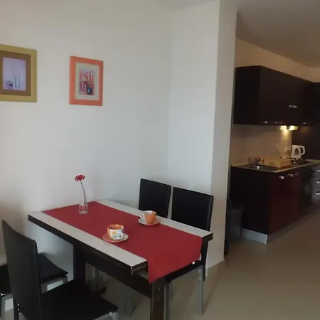Apartment Visnja Pag Town