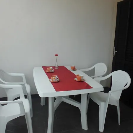 Visnja Apartment *